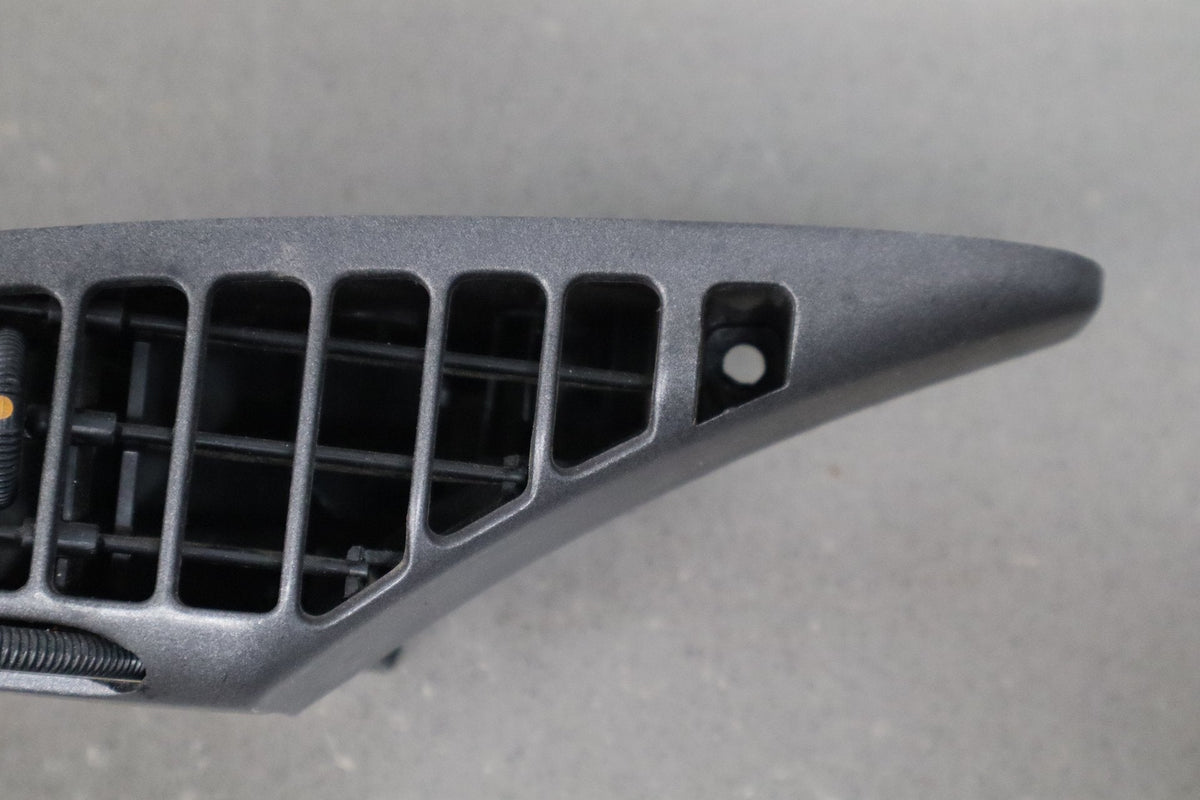 1990-1996 Chevrolet Corvette C4 - Left Dash Air Vent 10161885