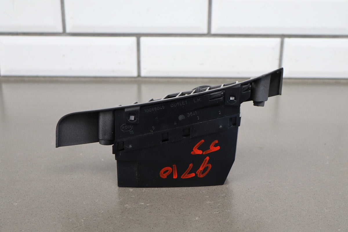 1990-1996 Chevrolet Corvette C4 - Left Dash Air Vent 10161885