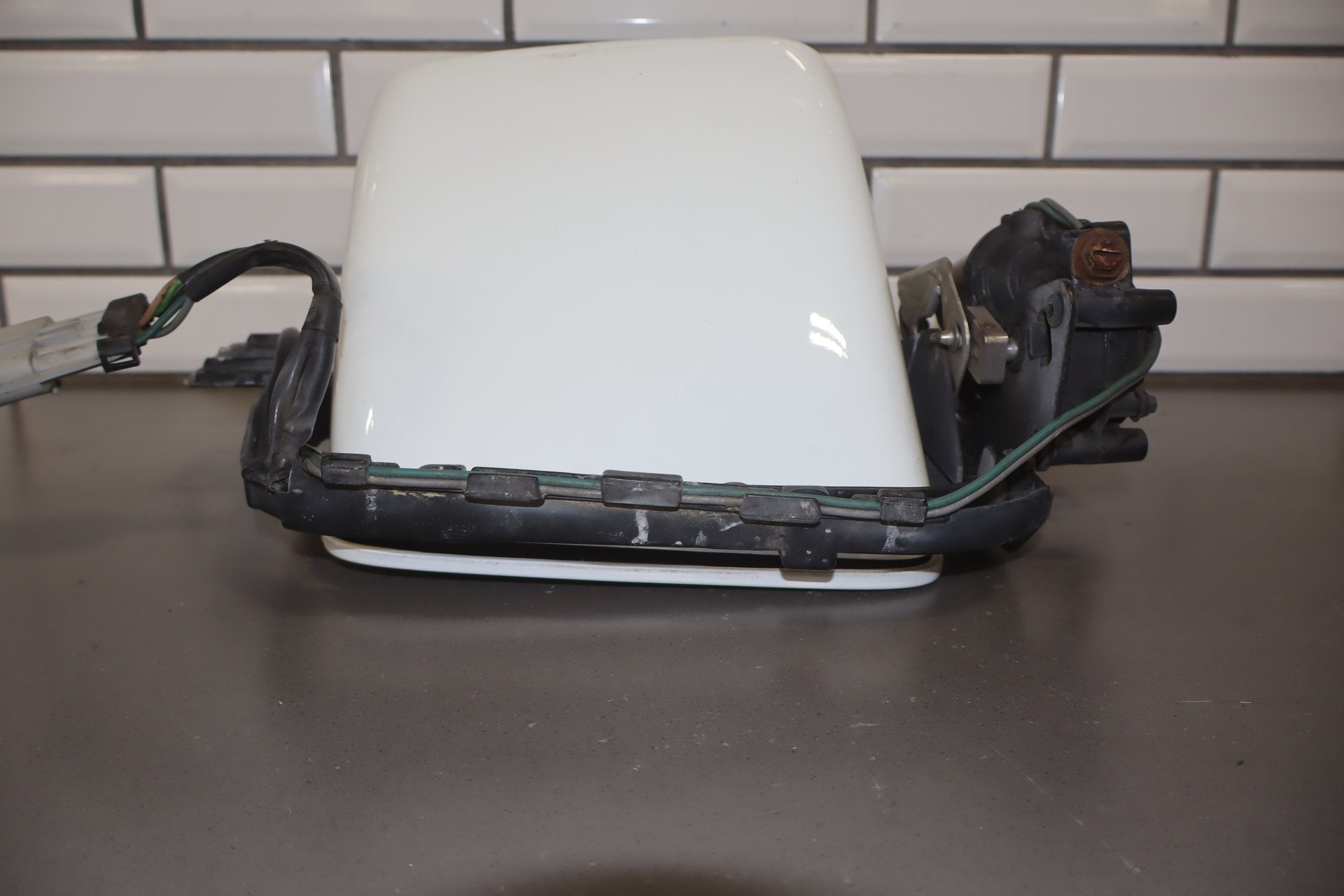 1990-1996 Chevrolet Corvette C4 Left Headlamp Artic White
