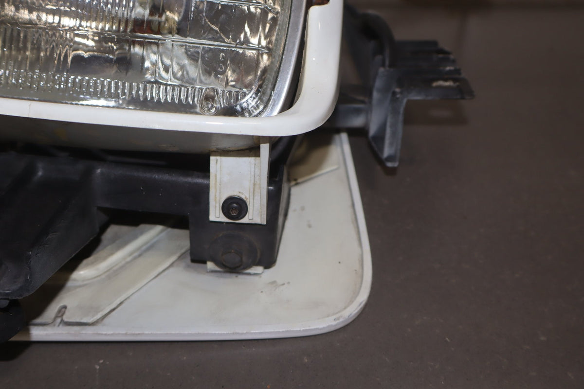 1990-1996 Chevrolet Corvette C4 Left Headlamp Artic White