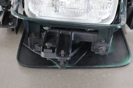1990-1996 Chevrolet Corvette C4 Left Headlamp Polo Green