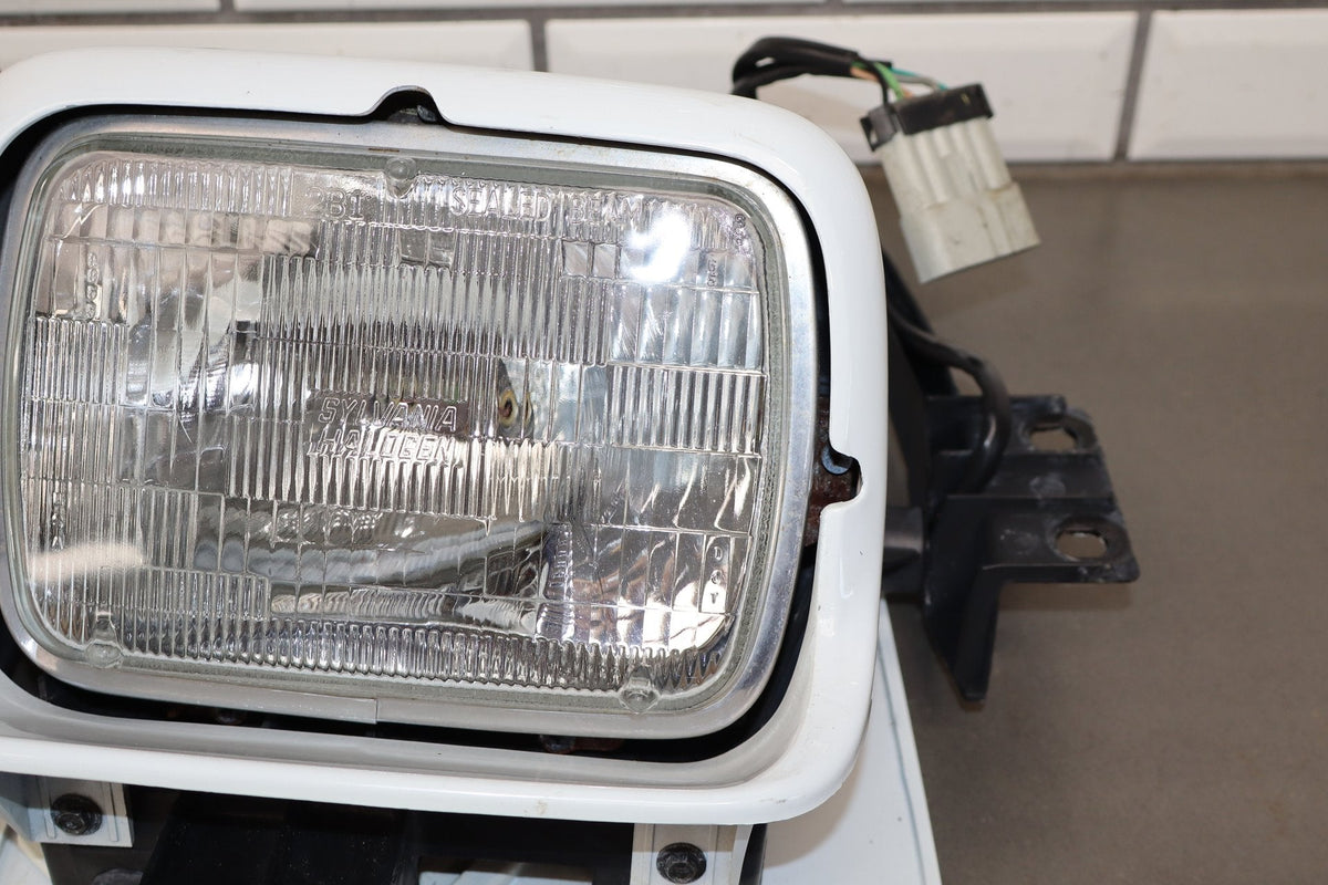 1990-1996 Chevrolet Corvette C4 Left Headlamp W/ Motor Artic White