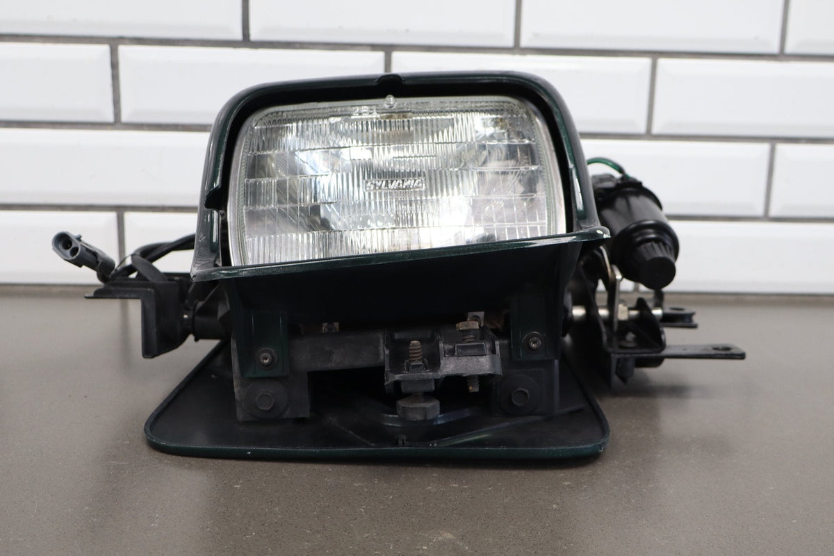 1990-1996 Chevrolet Corvette C4 Right Headlamp Polo Green