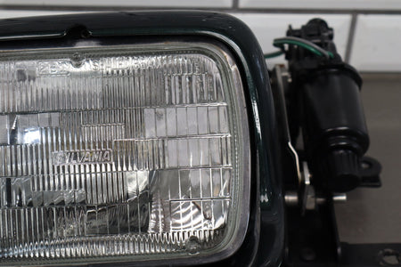 1990-1996 Chevrolet Corvette C4 Right Headlamp Polo Green