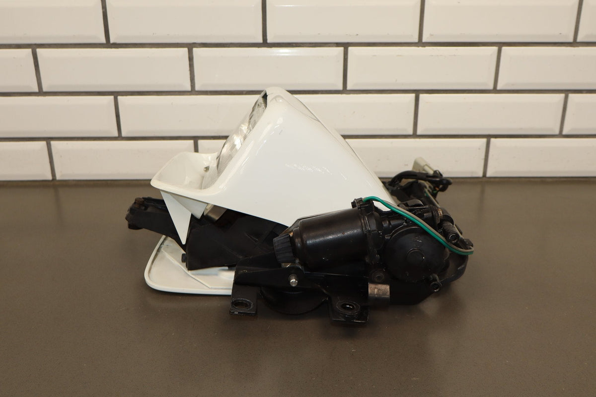 1990-1996 Chevrolet Corvette C4 Right Headlamp W/ Motor Artic White