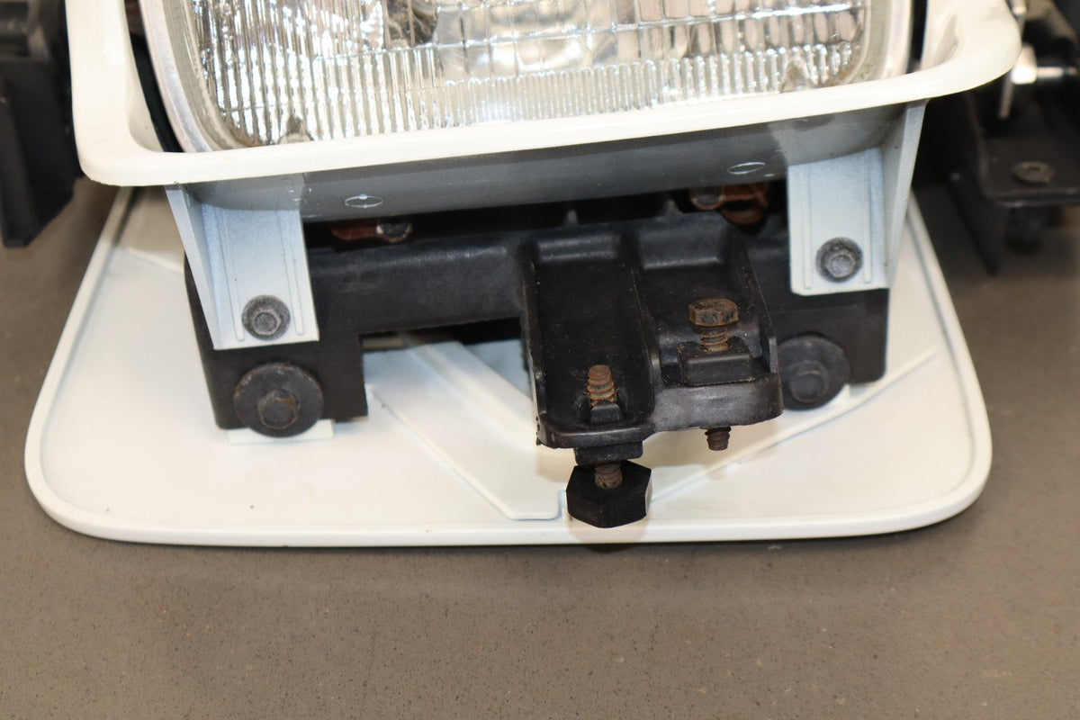 1990-1996 Chevrolet Corvette C4 Right Headlamp W/ Motor Artic White