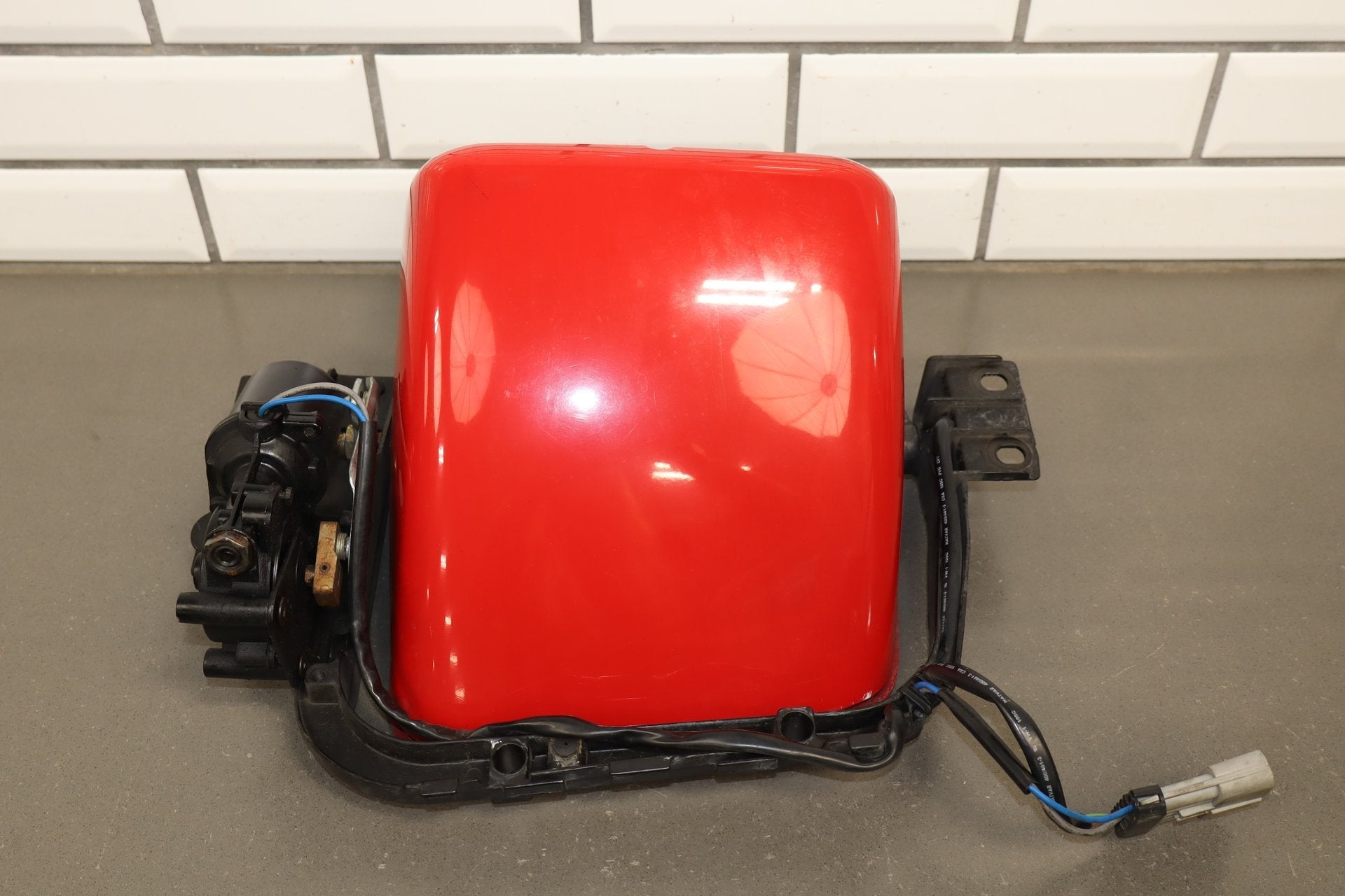1990-1996 Chevrolet Corvette Right Headlamp 16516134 OEM