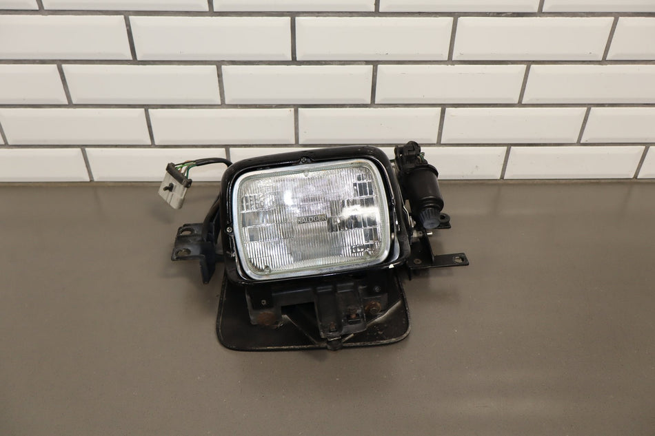 1990-1996 Chevrolet Corvette Right Headlamp 16516134 OEM