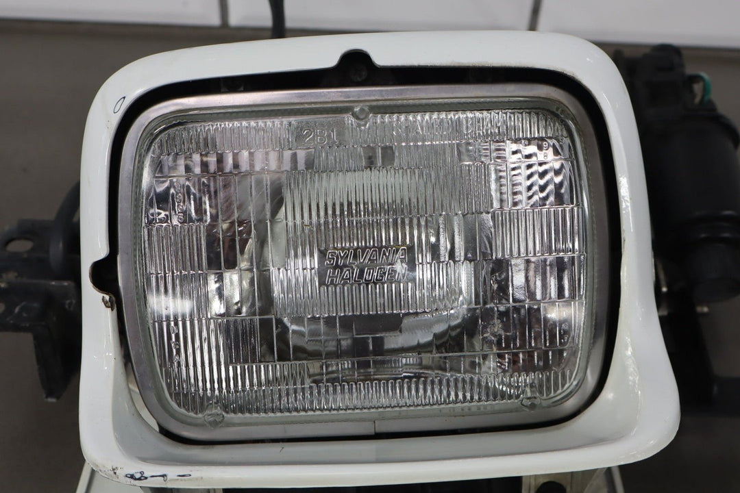 1990 - 1996 Chevrolet Corvette Right Headlight W/Motor & Cap 16516134 OEM