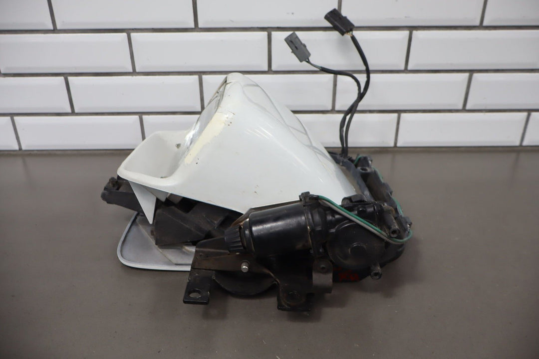 1990 - 1996 Chevrolet Corvette Right Headlight W/Motor & Cap 16516134 OEM