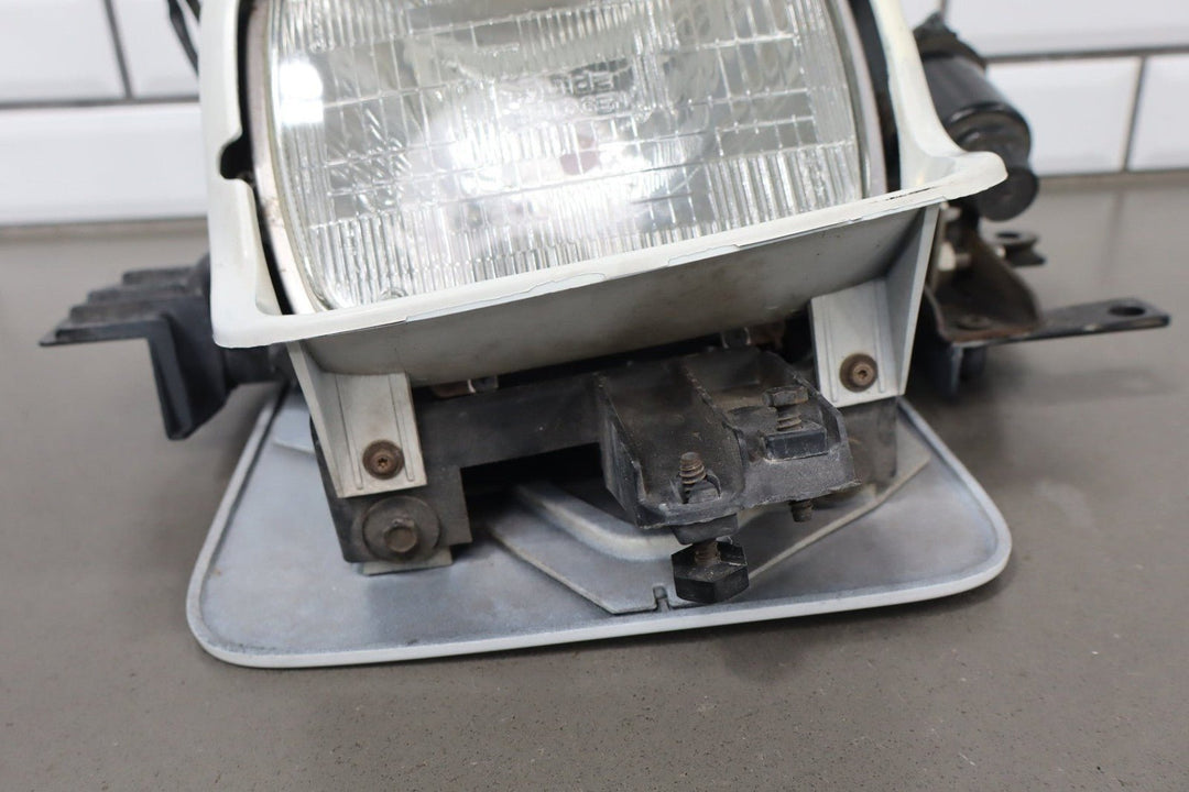 1990 - 1996 Chevrolet Corvette Right Headlight W/Motor & Cap 16516134 OEM