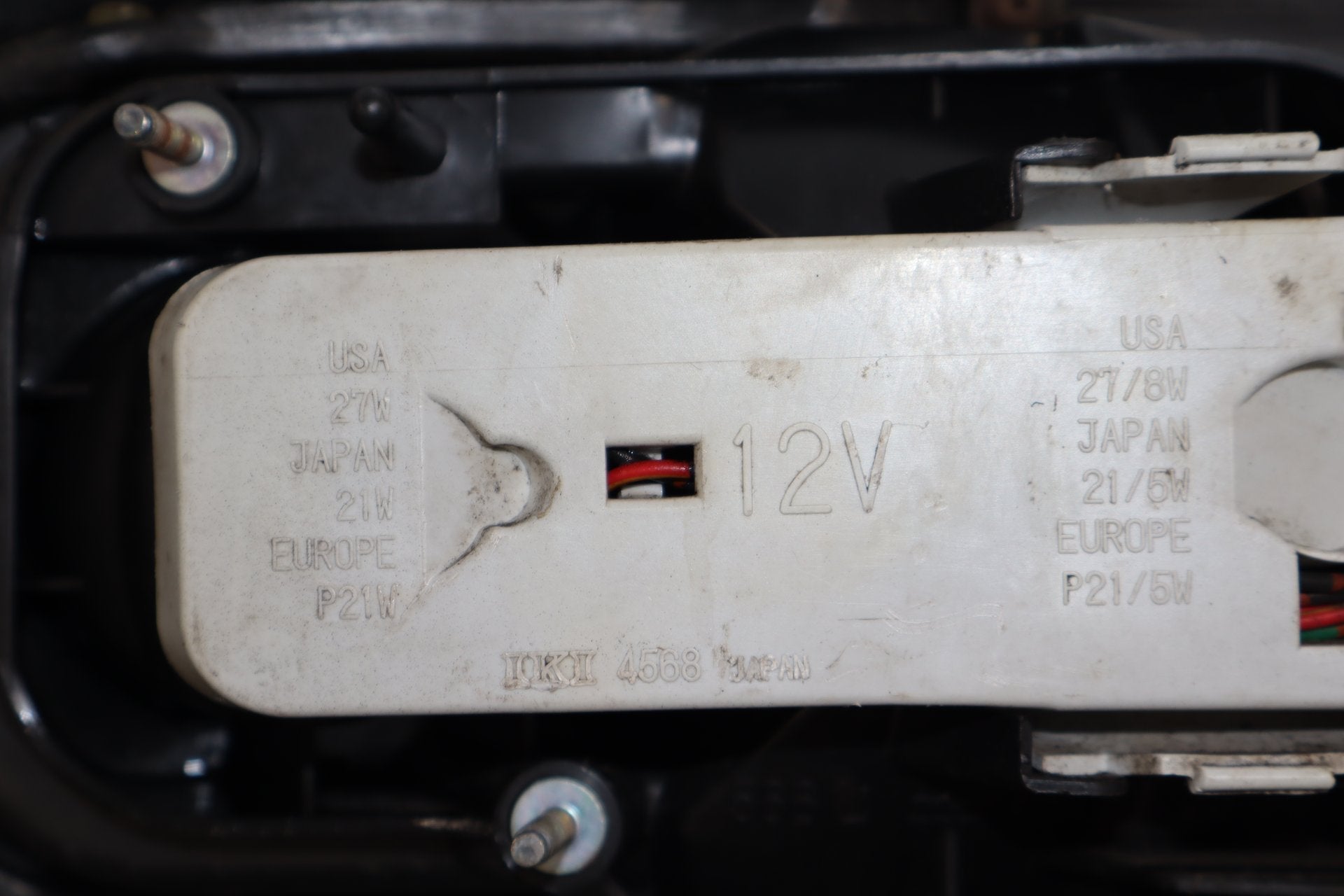 1990-1997 Mazda MX-5 Miata Left Tail Light NA0151170B OEM
