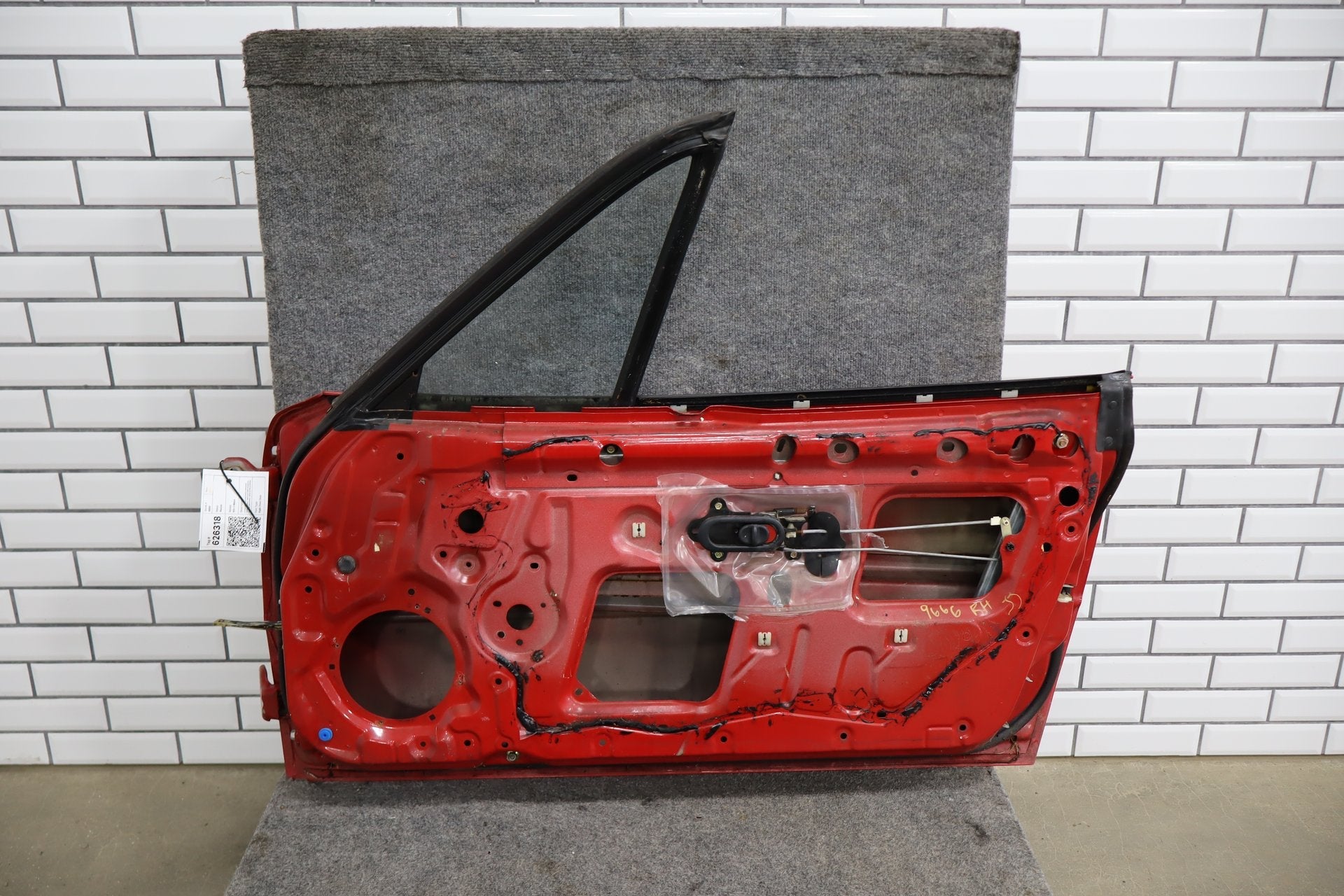 1990-1997 Mazda MX-5 Miata Right Front Door Classic Red SU NAY45802XB
