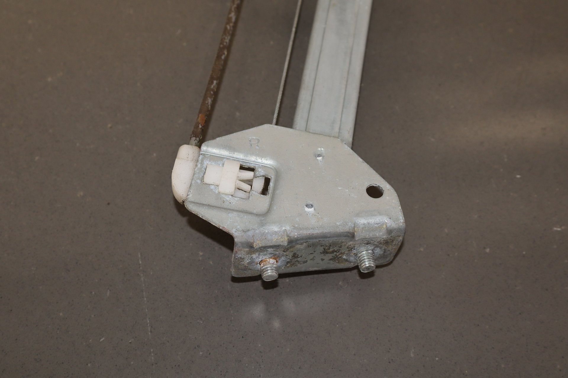1990-1997 Mazda MX-5 Miata Right Front Door Regulator NA0258560L OEM
