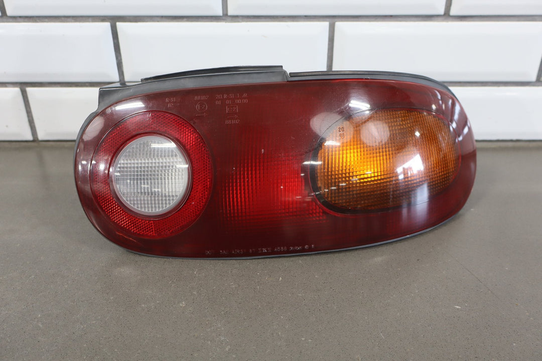 1990 - 1997 Mazda MX - 5 Miata Right Tail Light NA0151170B OEM
