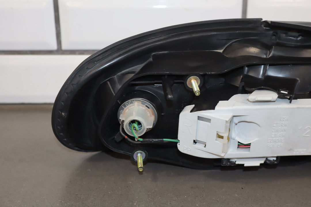 1990 - 1997 Mazda MX - 5 Miata Right Tail Light NA0151170B OEM