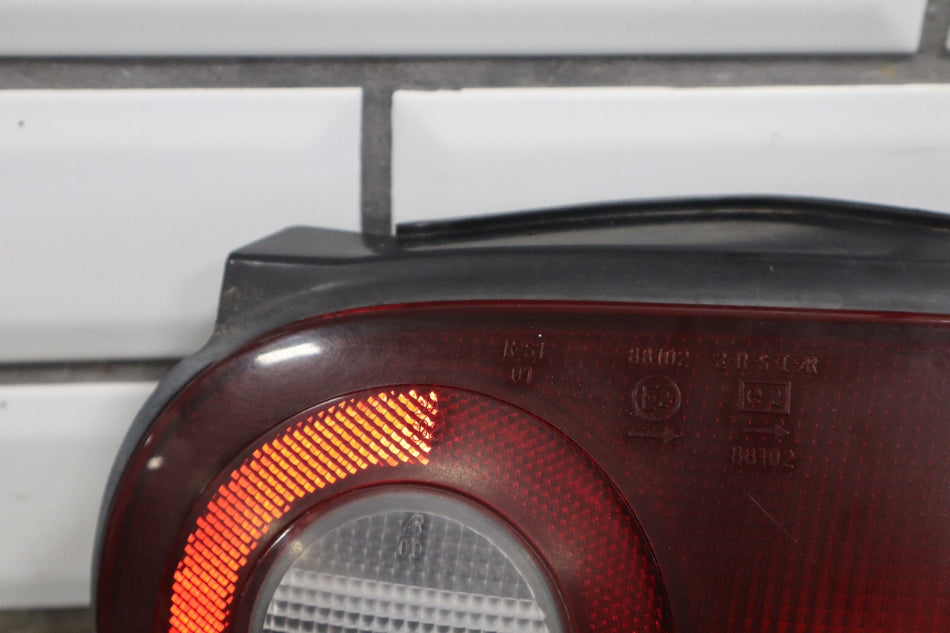 1990-1997 Mazda MX-5 Miata Right Tail Light NA0151170B OEM