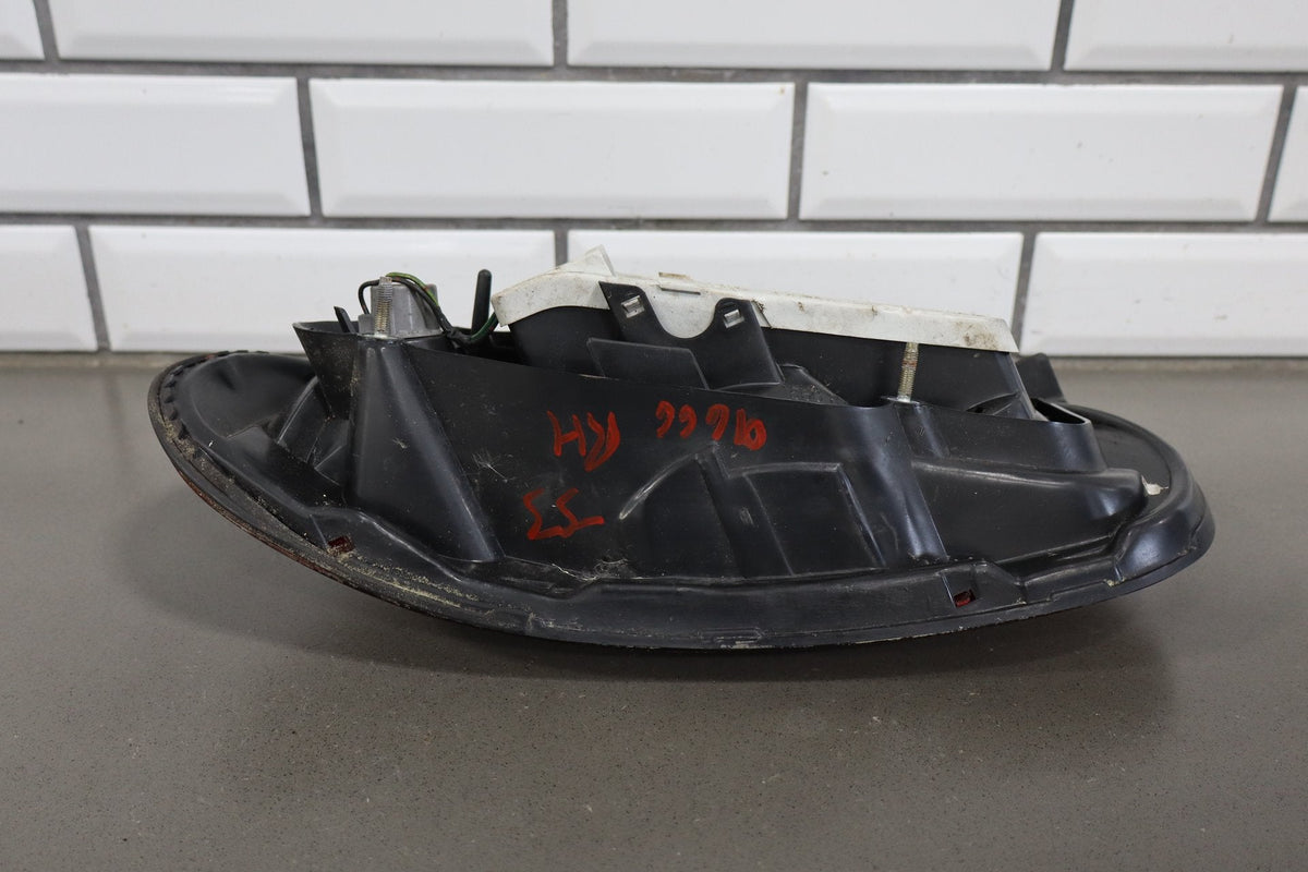 1990-1997 Mazda MX-5 Miata Right Tail Light NA0151170B OEM