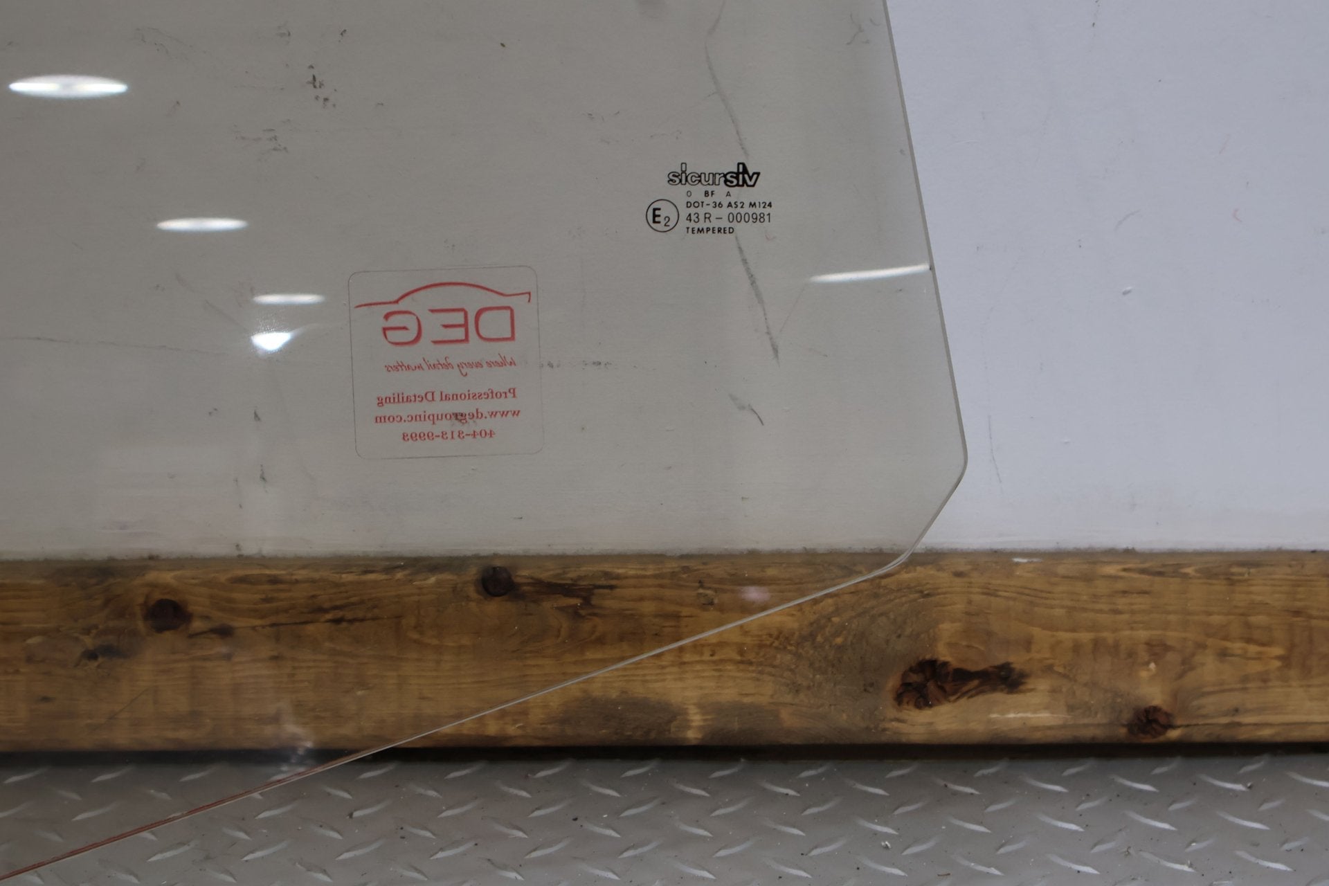 1990 Cadillac Allante- FRONT DOOR GLASS/WINDOW