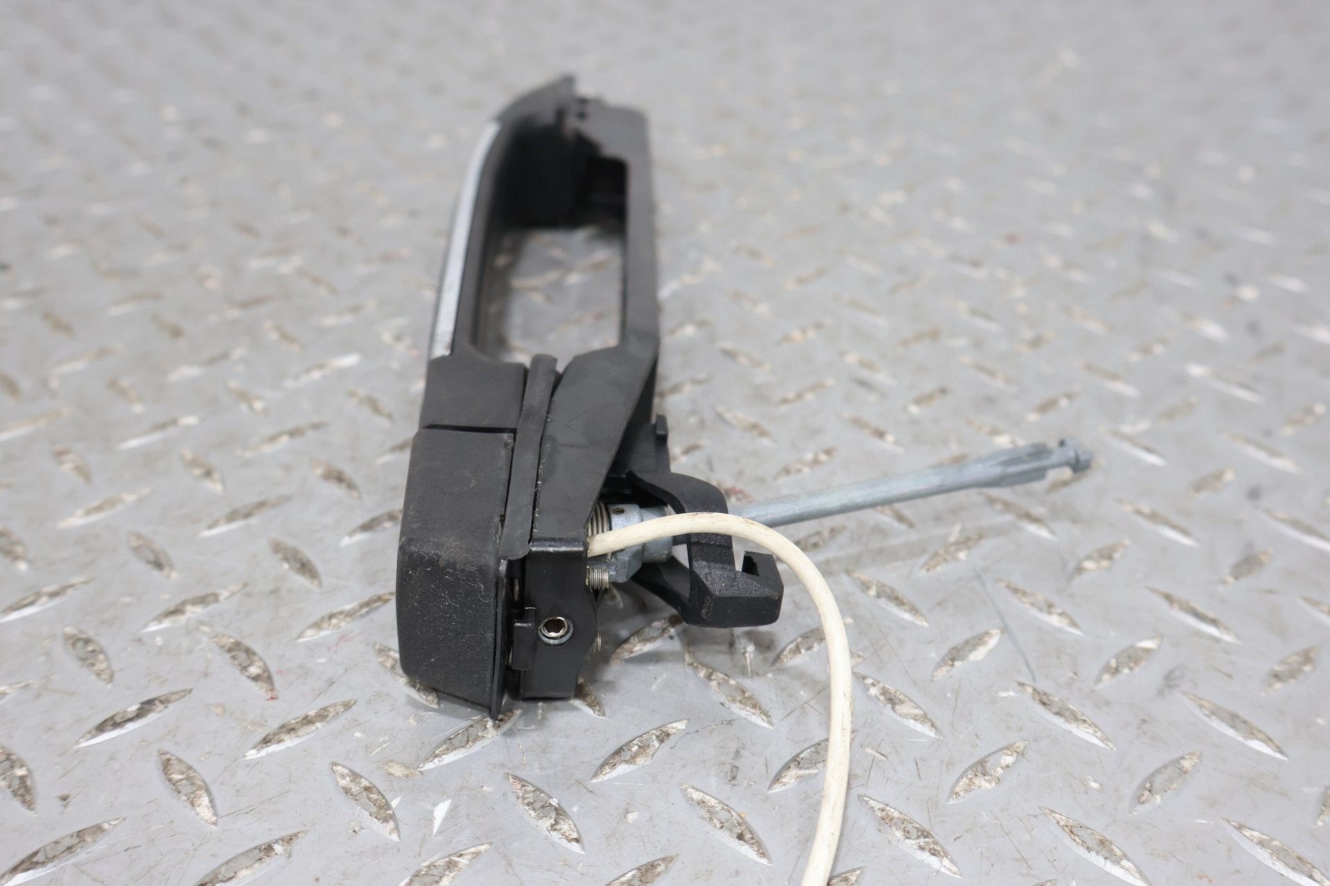 1990 Cadillac Allante- Right Front Door Handle