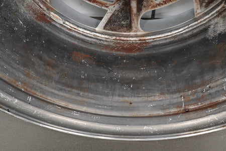 1990 Chevrolet Corvette C4 Left 17x9.5 OEM Wheel