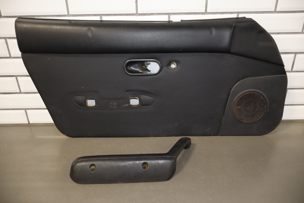 1990 Mazda MX-5 Miata Left Front Door Trim Panel Black