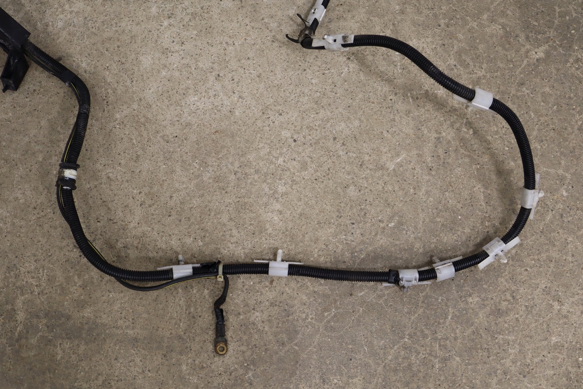 1990 Mazda MX-5 Miata NA 1.6L Engine Fuse Box