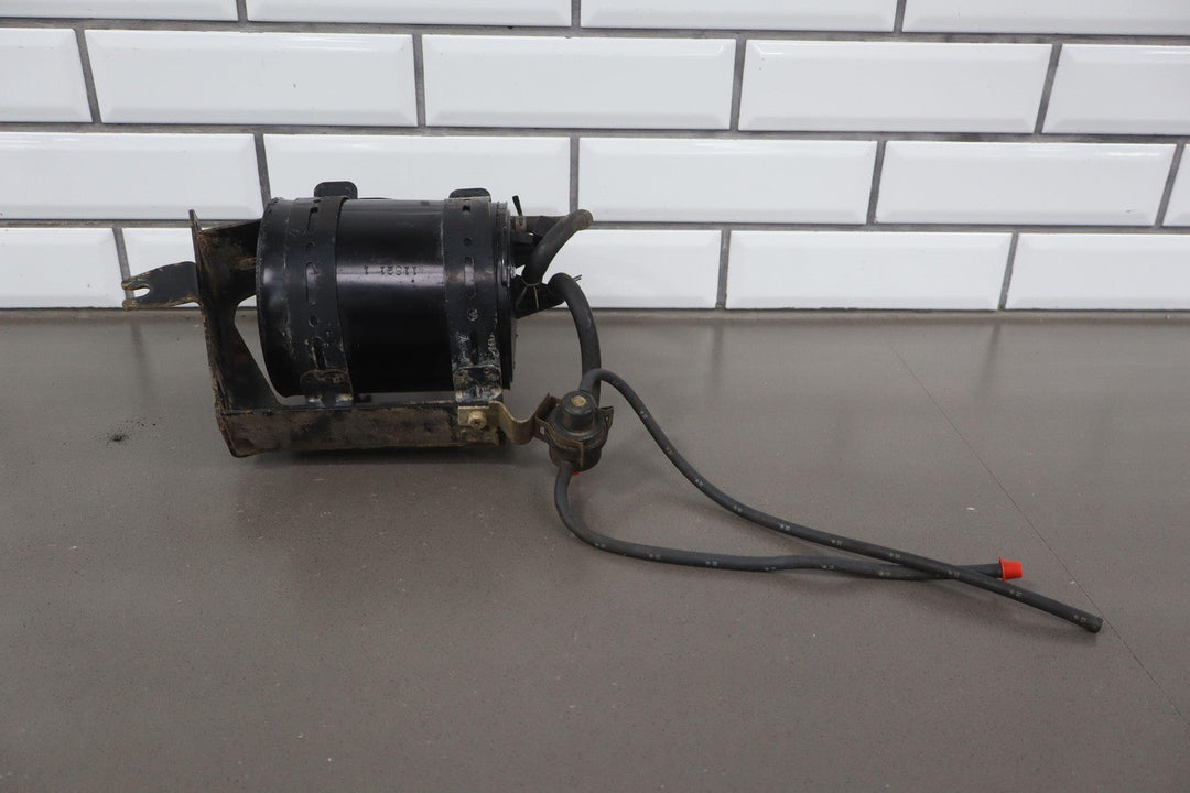 1991 - 1992 Toyota Land Cruiser Base Model Under - Hood Charcoal Evaporator Canister