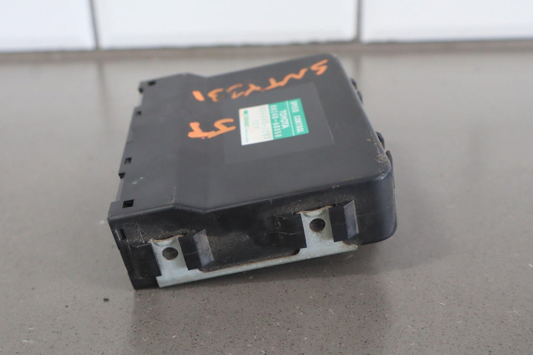1991 - 1992 Toyota Land Cruiser Cruise Control Module OEM