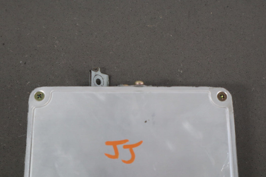 1991 - 1992 Toyota Land Cruiser Engine Control Module ECU ECM