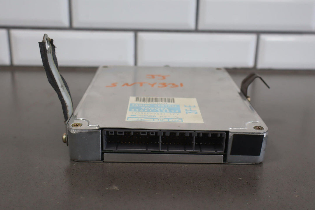 1991 - 1992 Toyota Land Cruiser Engine Control Module ECU ECM