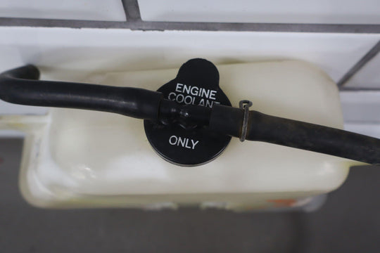 1991 - 1992 Toyota Land Cruiser FJ80 4.0L Engine Coolant Recovery Bottle W/ Cap