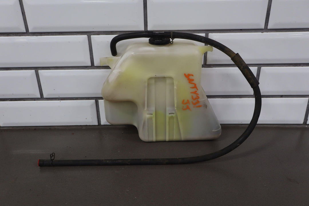 1991 - 1992 Toyota Land Cruiser FJ80 4.0L Engine Coolant Recovery Bottle W/ Cap
