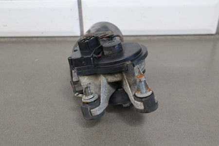 1991-1992 Toyota Land Cruiser FJ80 Front Wiper Motor