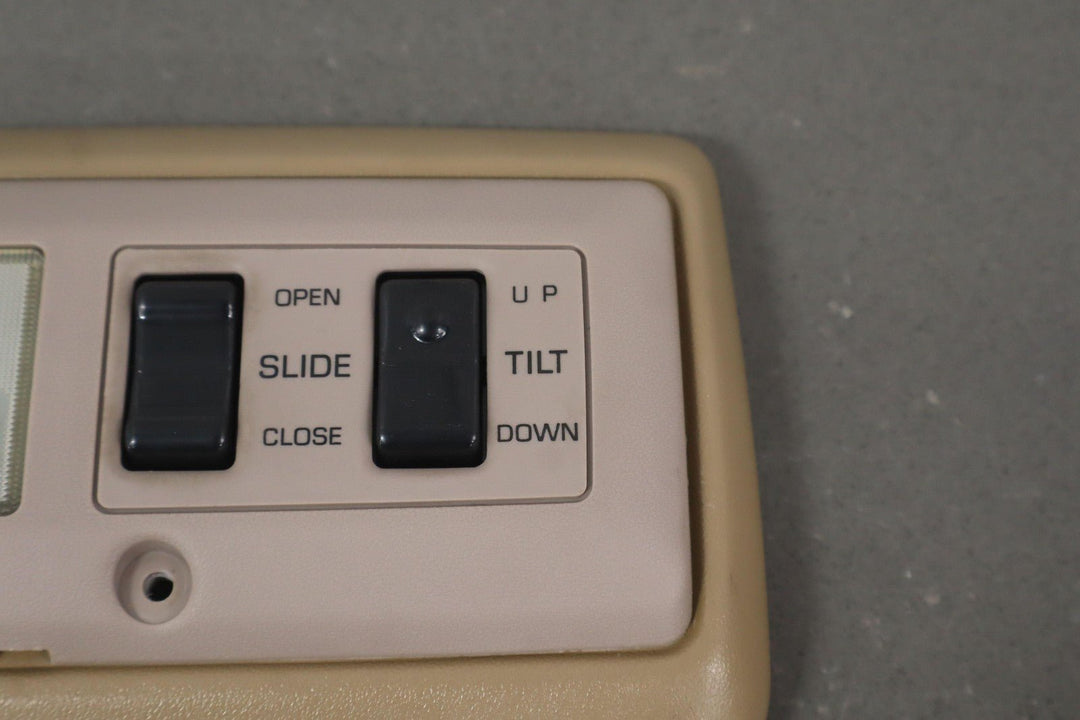 1991 - 1992 Toyota Land Cruiser FJ80 Overhead Roof Console W/ Sunroof Switches