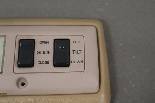 1991 - 1992 Toyota Land Cruiser FJ80 Overhead Roof Console W/ Sunroof Switches