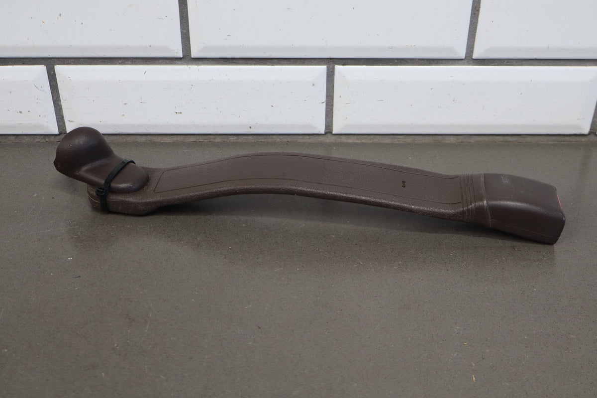 1991-1992 Toyota Land Cruiser FJ80 RH Front Seat Belt Buckle