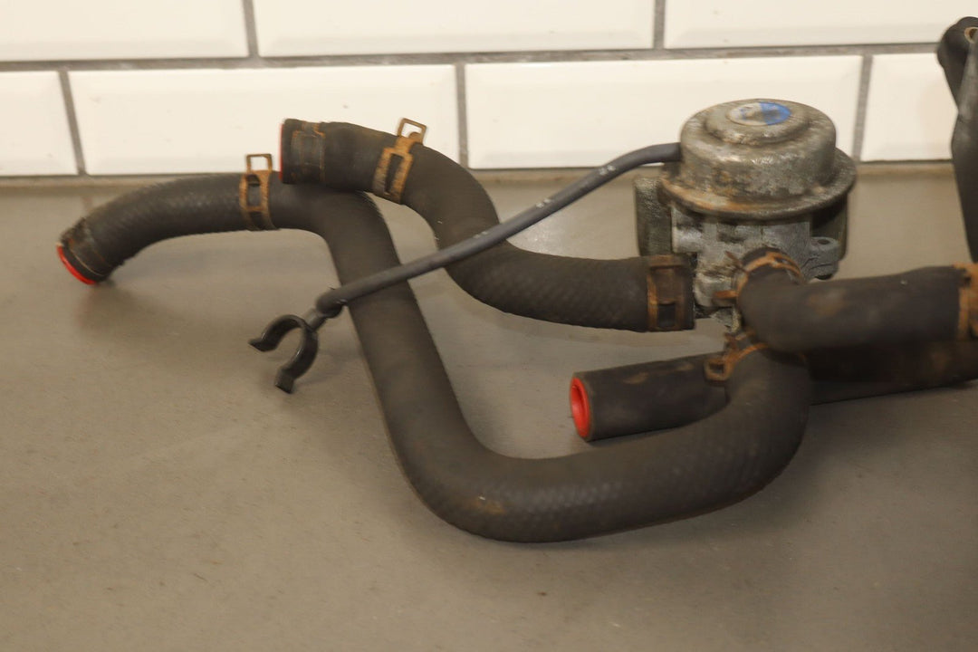 1991 - 1992 Toyota LandCruiser Idle Air Control / Air Switch Valve Reservoir Hoses