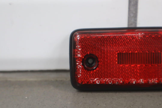 1991 - 1992 Toyota LandCruiser Left Driver Rear Marker Light