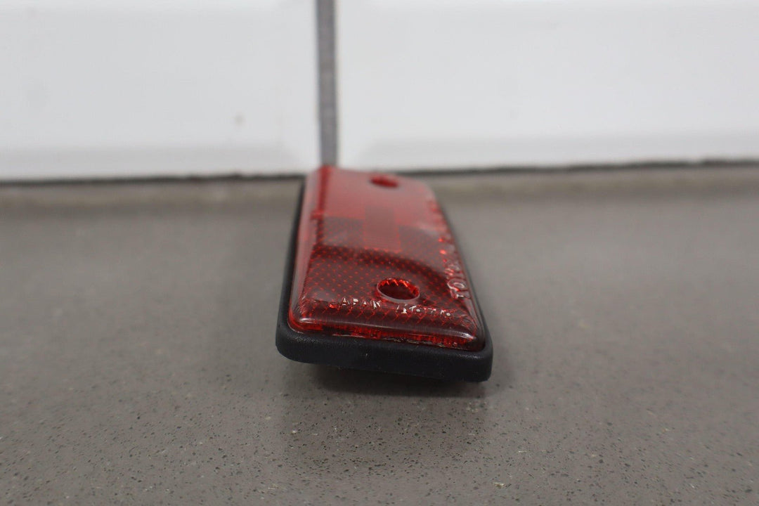 1991 - 1992 Toyota LandCruiser Left Driver Rear Marker Light