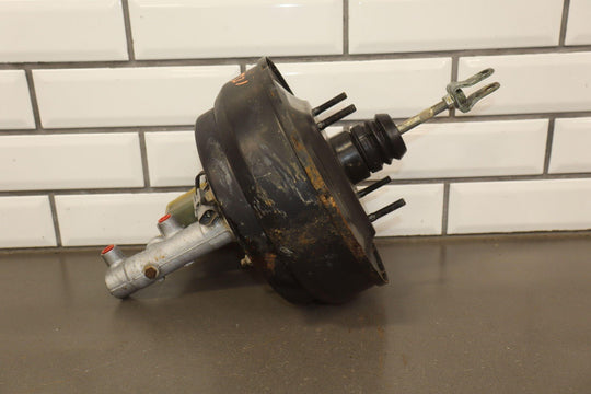 1991 - 1992 Toyota LandCruiser Power Brake Booster W/Reservoir & Lid