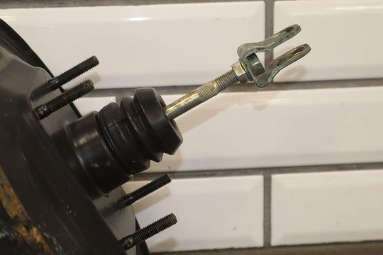 1991 - 1992 Toyota LandCruiser Power Brake Booster W/Reservoir & Lid