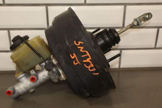 1991 - 1992 Toyota LandCruiser Power Brake Booster W/Reservoir & Lid