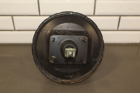 1991 - 1992 Toyota LandCruiser Power Brake Booster W/Reservoir & Lid