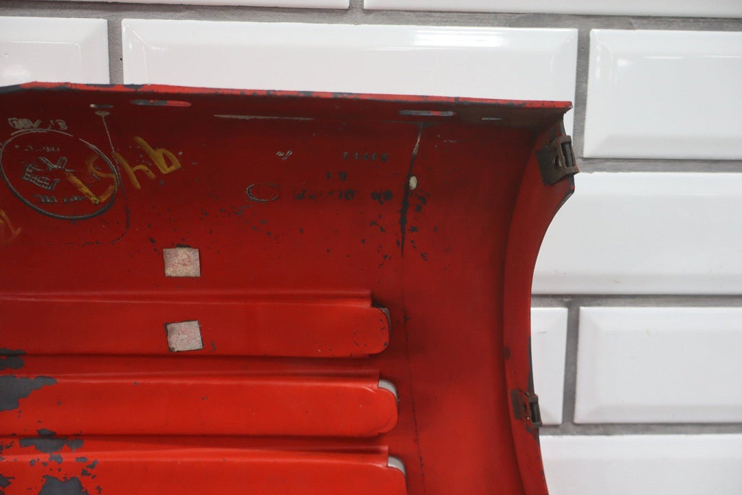 1991 - 1994 Chevrolet Corvette Right Fender Base Torch Red 70 10135976