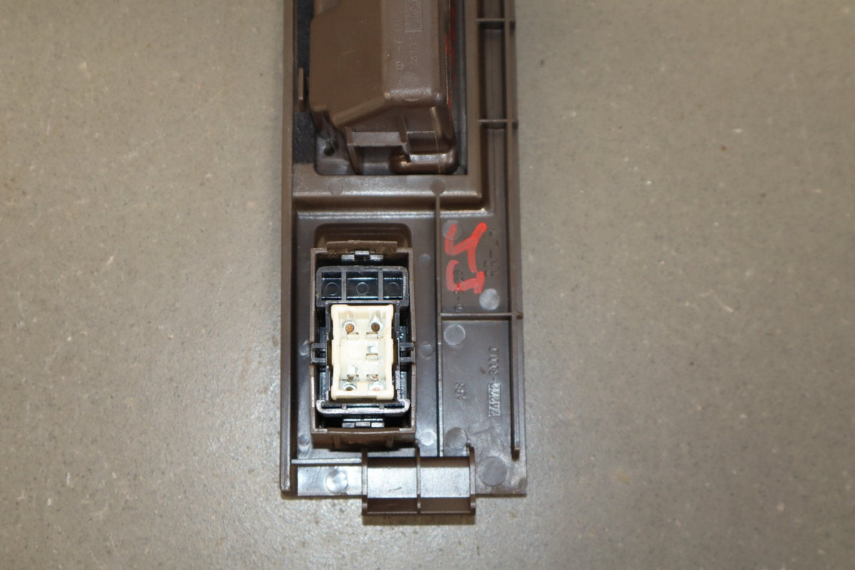 1991-1994 Toyota Land Cruiser FJ80 LH Rear Window Switch W/ Bezel