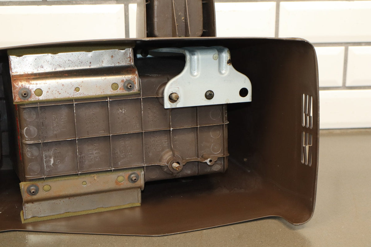 1991-1994 Toyota Land Cruiser FJ80 Rear Center Console Sable