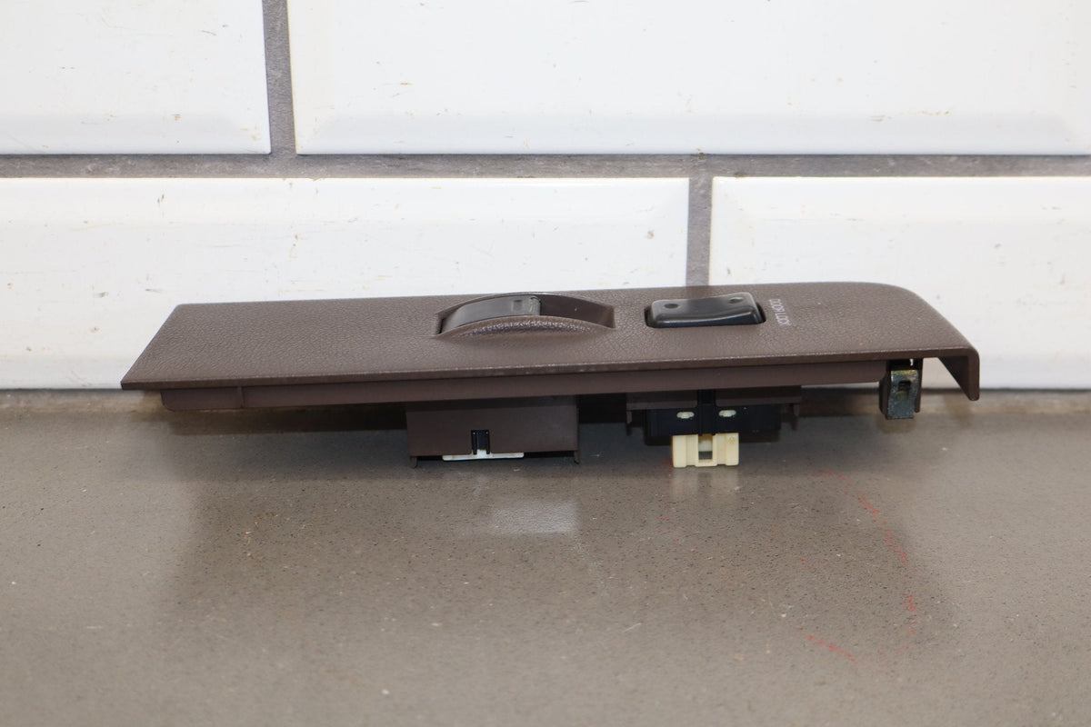 1991-1994 Toyota Land Cruiser FJ80 RH Front Window Switch W/ Bezel