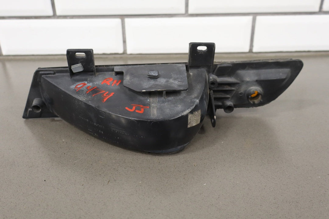 1991 - 1995 Chevrolet Corvette C4 Right Front Cornering Lamp 05975794 OEM