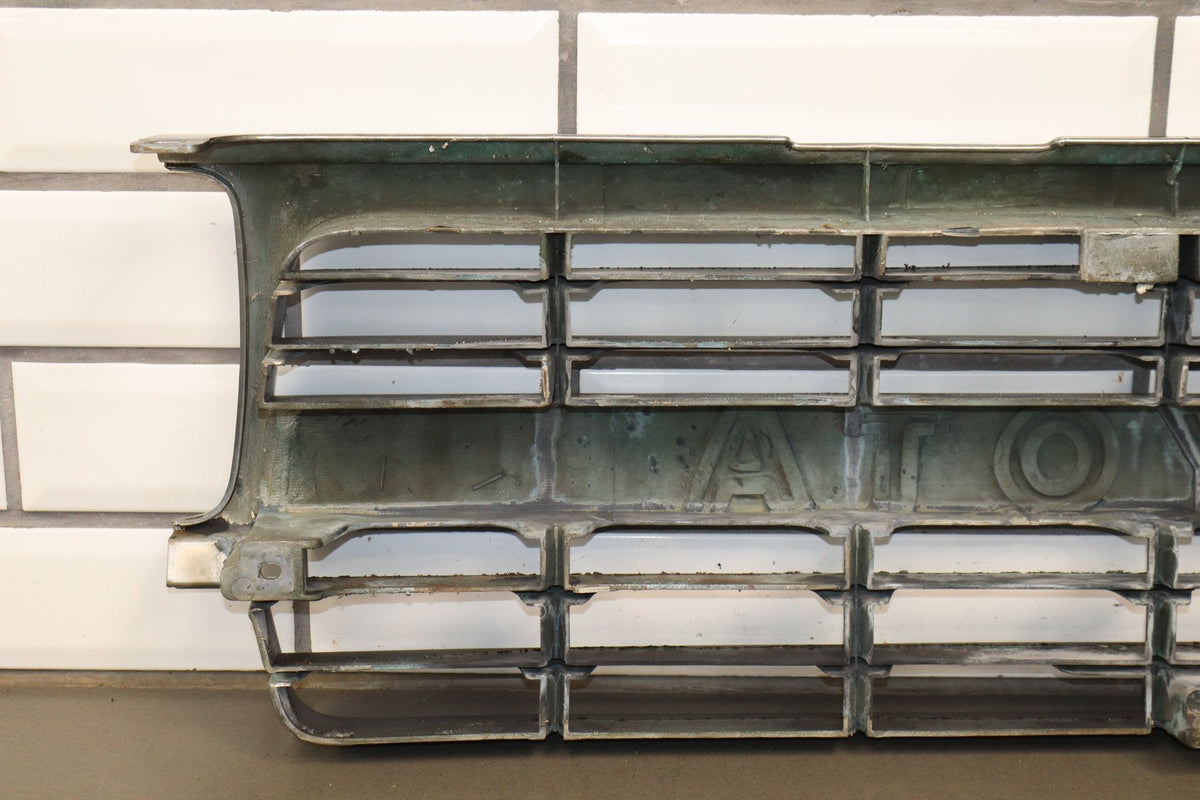 1991-1995 Toyota Land Cruiser Grille 5311160100 OEM